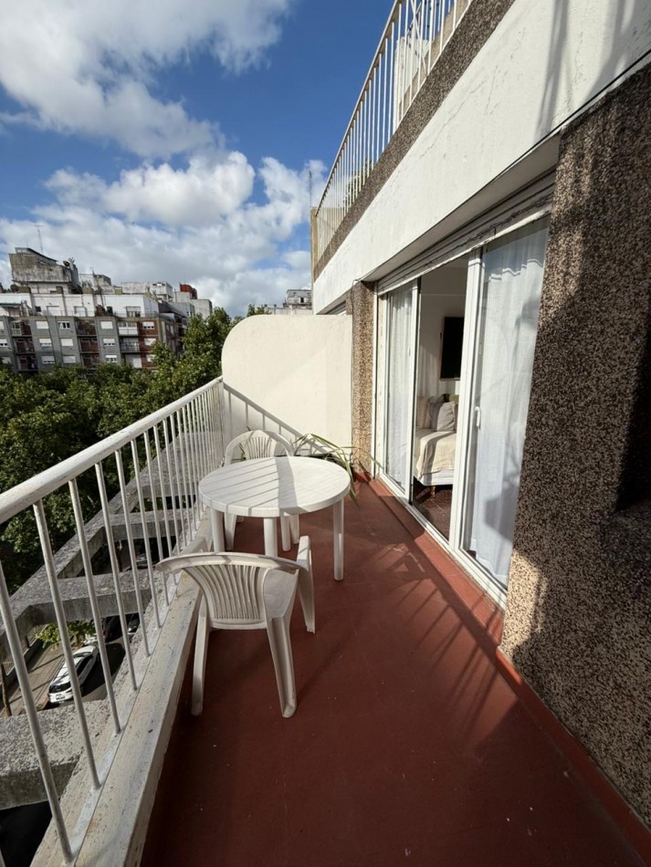 Dpto 1 ambiente a la calle c/ Balcon terraza - Zona Plaza Colon 