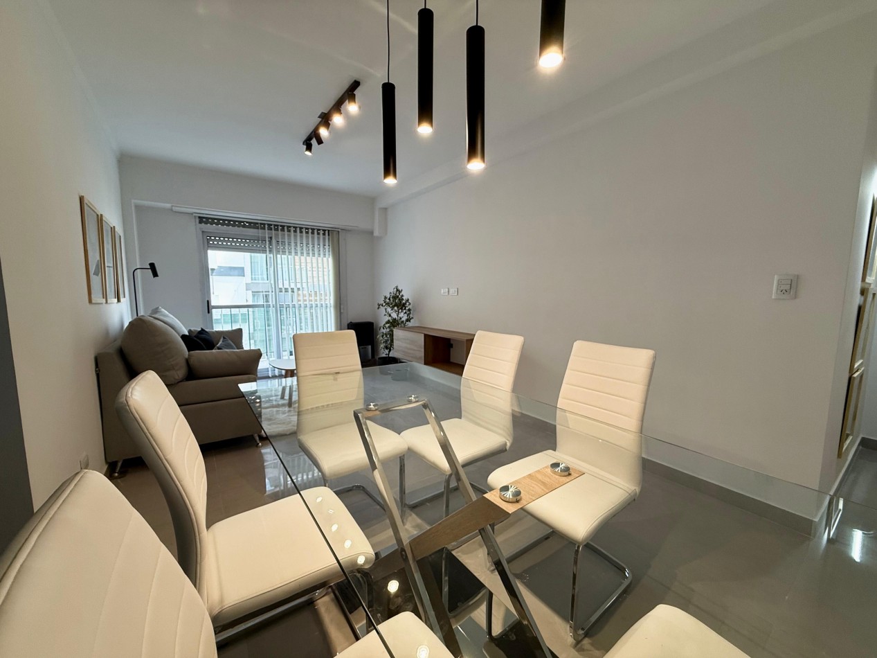 Dpto 3 Amb a la calle con Balcon - Plaza Mitre