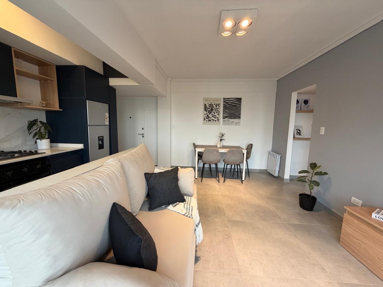 Dpto 2 Amb con vista al Mar y cochera Doble - Zona Guemes 