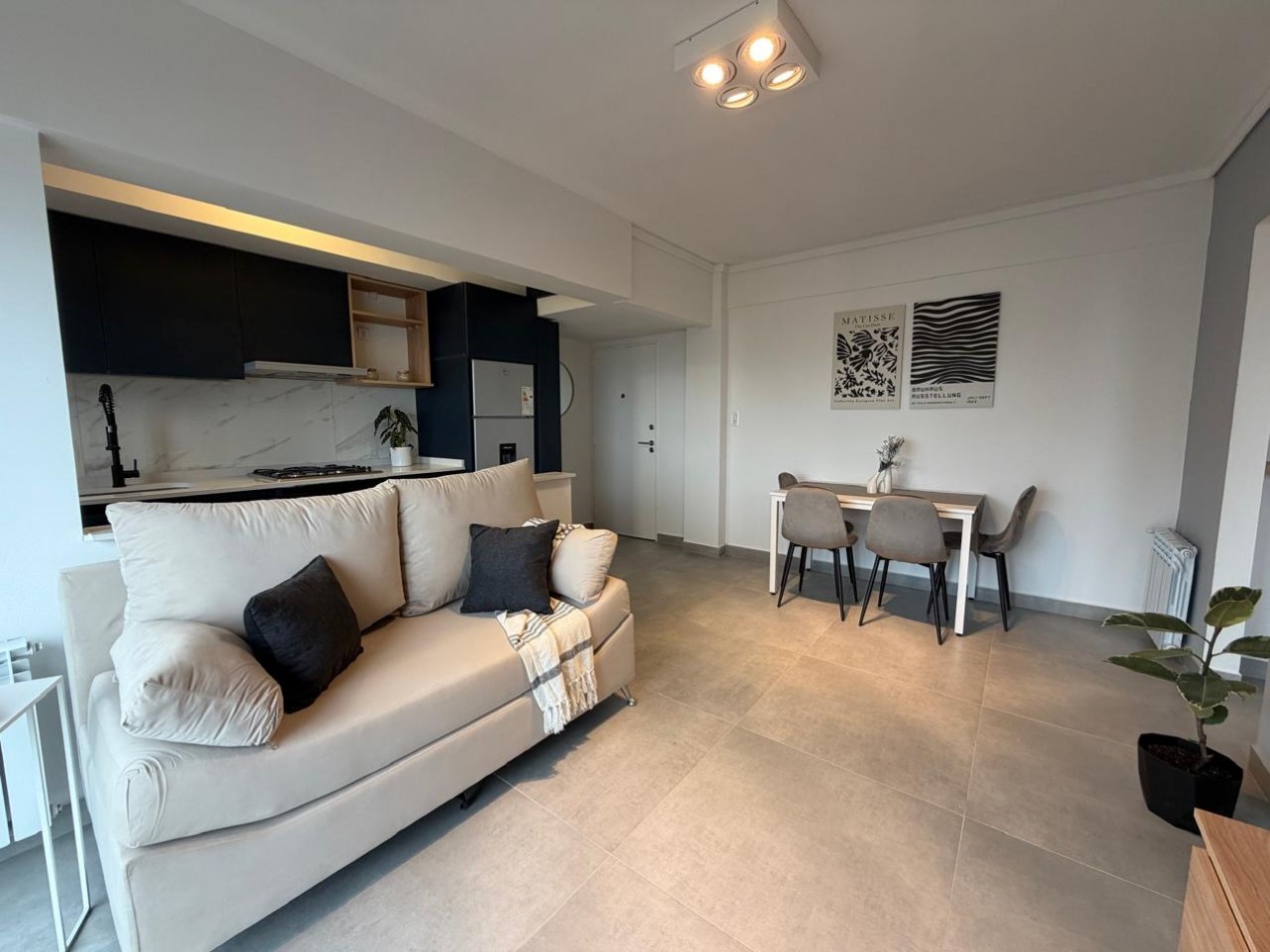 Dpto 2 Amb con vista al Mar y cochera Doble - Zona Guemes 