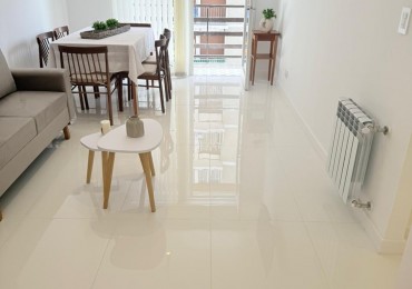 Departamento 3 ambientes a la calle con balcon - Punta iglesias 